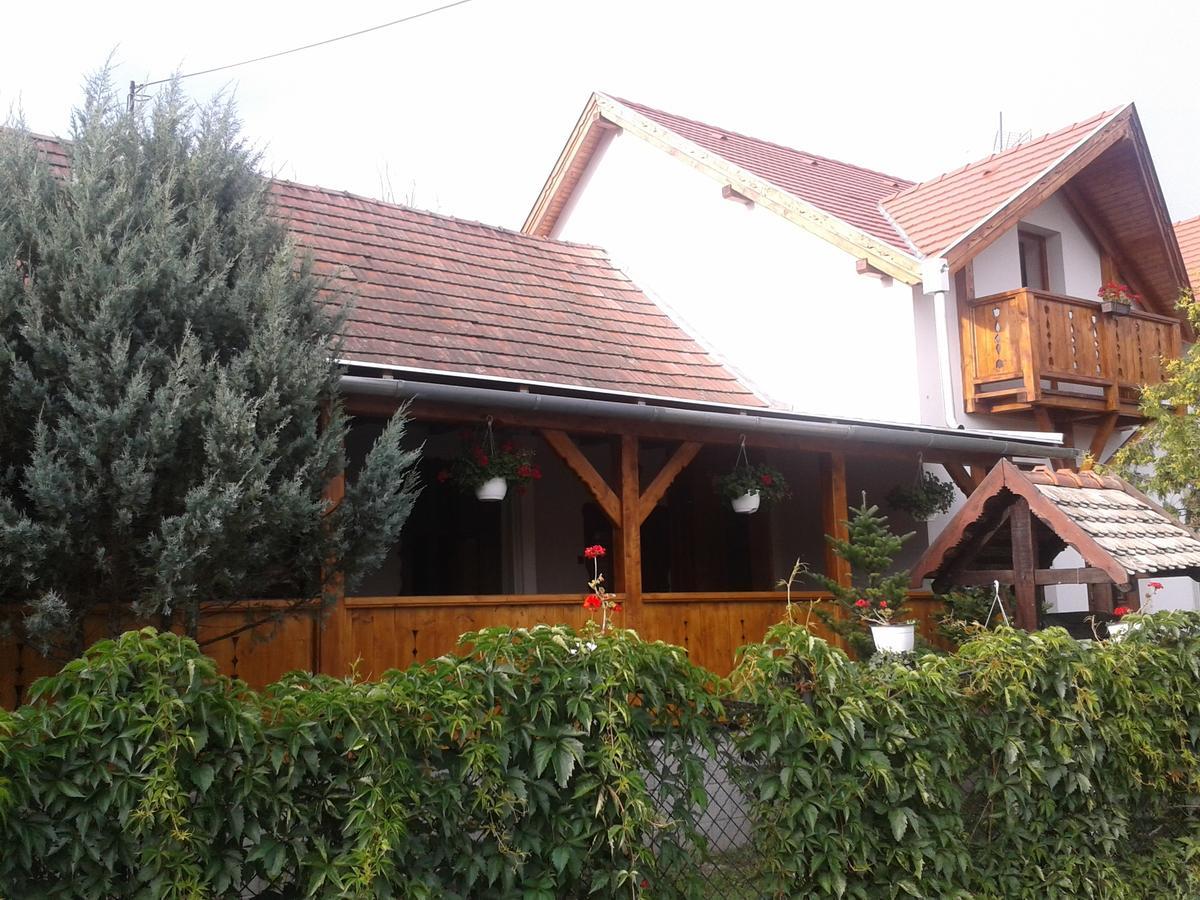 Felso Fogado Bed & Breakfast Felsotold